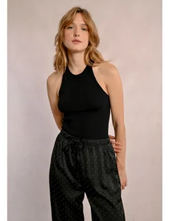 Top escote halter con cuello cerrado