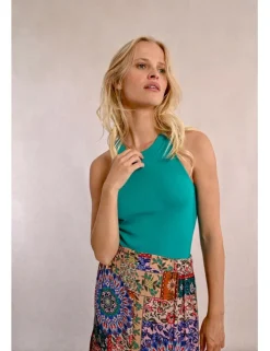 Top escote halter con cuello cerrado