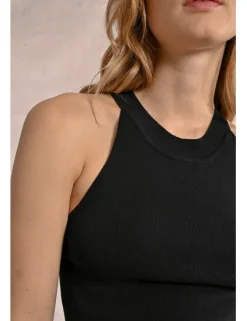 Top escote halter con cuello cerrado