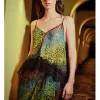 Top lencero con estampado y encaje