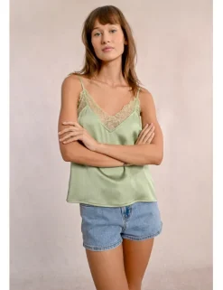 Top lencero de tirantes con encaje