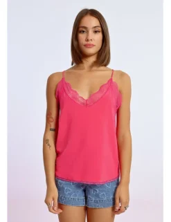 Top lencero detalle encaje