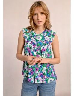 Top plisado con estampado y volantes