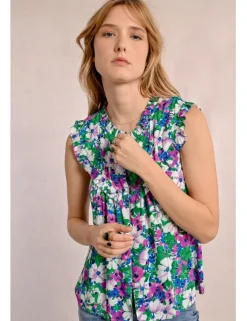Top plisado con estampado y volantes