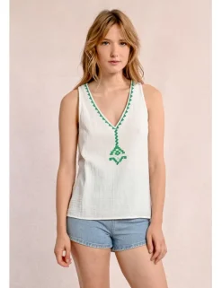 Top sin manga con detalles bordados