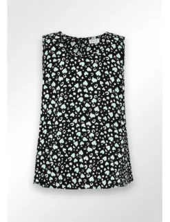 Top sin manga con estampado corazones
