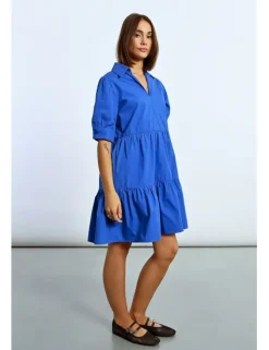 Vestido camisero con cuello y volantes
