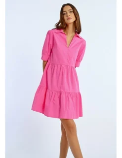 Vestido camisero con cuello y volantes