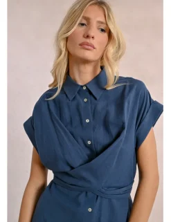 Vestido camisero de manga corta con lazada