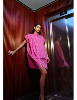 Vestido corto camisero con pliegues