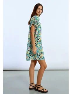 Vestido corto camisero con estampado y pliegues