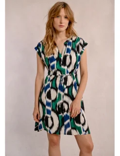 Vestido corto con estampado y lazada