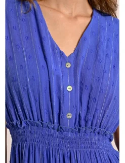 Vestido corto con volantes y estampado