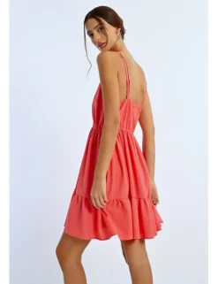Vestido corto cruzado sin manga con volantes