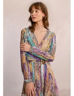 Vestido corto de manga larga con estampado y lazada