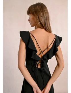 Vestido corto de manga mariposa con aberturas