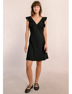 Vestido corto de manga mariposa con aberturas