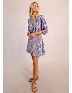 Vestido corto de media manga con estampado