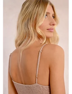 Vestido corto de tirantes en tejido brillante