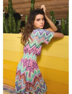 Vestido corto manga mariposa estampado multicolor