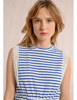Vestido corto sin manga con estampado