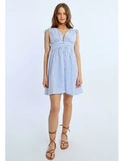 Vestido corto sin manga estampado rayas