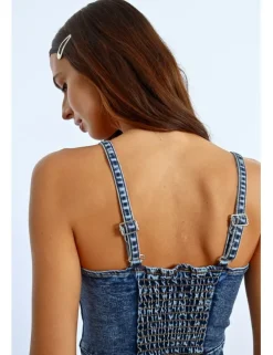 Vestido corto vaquero de tirantes