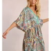 Vestido de manga corta amplia con estampado y lazada