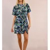Vestido de manga corta con estampado y lazada