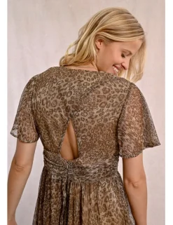 Vestido de manga corta con estampado y abertura
