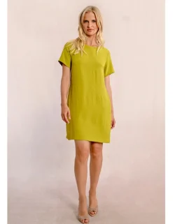 Vestido de manga corta corte recto