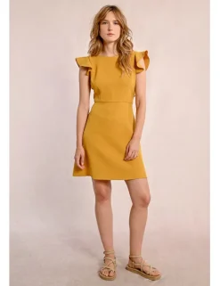 Vestido de manga corta con volantes