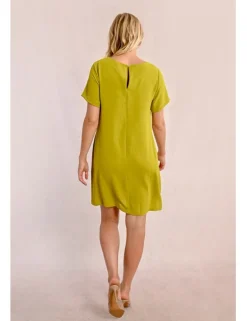 Vestido de manga corta corte recto