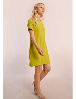 Vestido de manga corta corte recto
