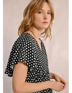 Vestido de manga corta con estampado y volantes