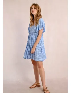 Vestido de manga corta con estampado y volantes