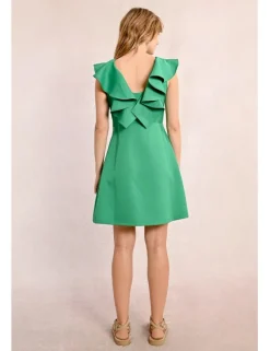 Vestido de manga corta con volantes