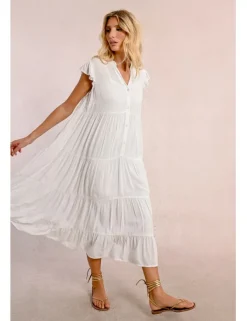 Vestido de manga corta con volantes