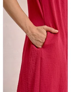 Vestido de manga corta corte recto