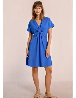 Vestido de manga corta detalle de nudo