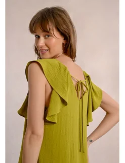 Vestido de manga corta de mariposa con pliegues