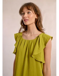 Vestido de manga corta de mariposa con pliegues