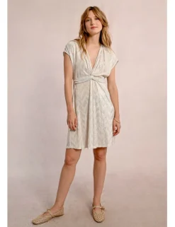Vestido de manga corta en tejido brillante