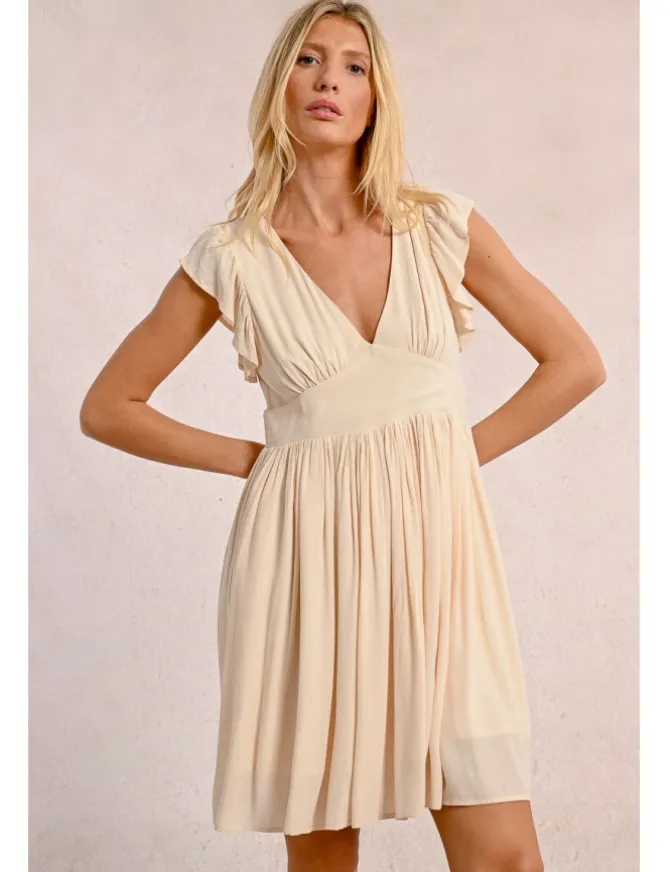 Vestido de manga corta mariposa con pliegues