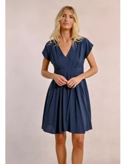 Vestido de manga corta plisado