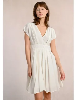Vestido de manga corta plisado