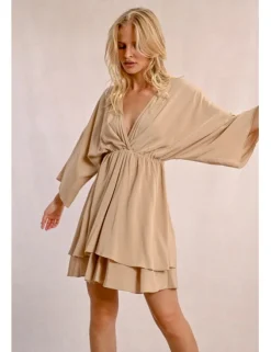 Vestido de manga larga con estampado y volantes