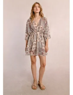 Vestido de manga mariposa con estampado y volantes