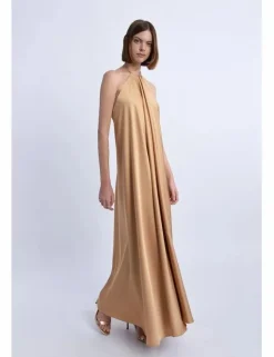 Vestido largo con escote halter en tejido satinado
