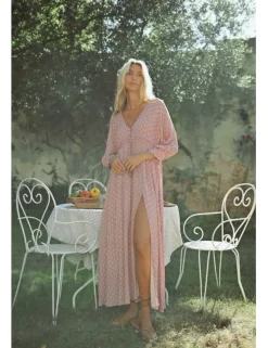 Vestido largo con estampado y lazada